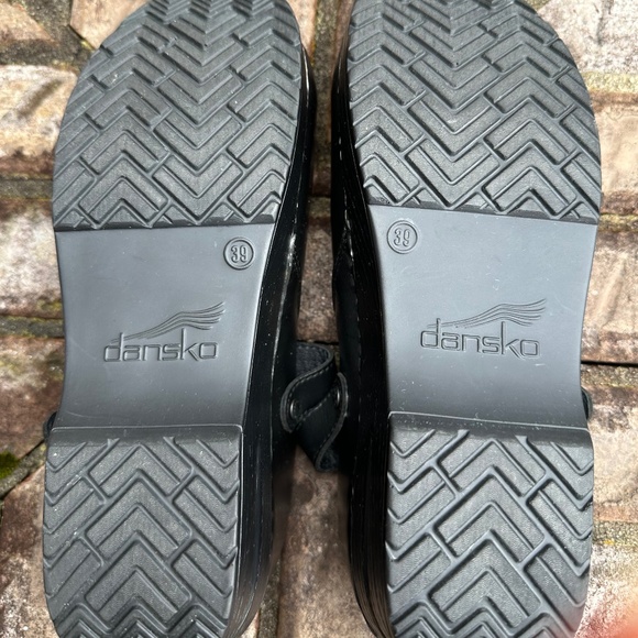 Dansko Women's Black Mary Jane Clogs Size 8.5-9 (39) Black, Like New - Picture 5 of 6